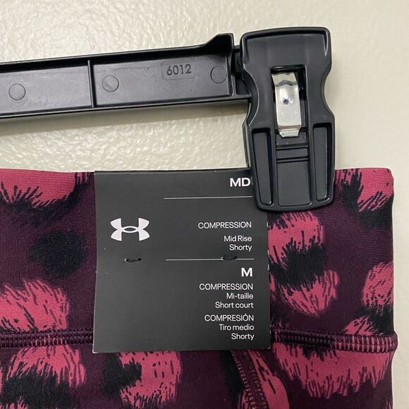 Under Armour Women's HeatGear® Armour Geo Print Shorty - Picture 10 of 14